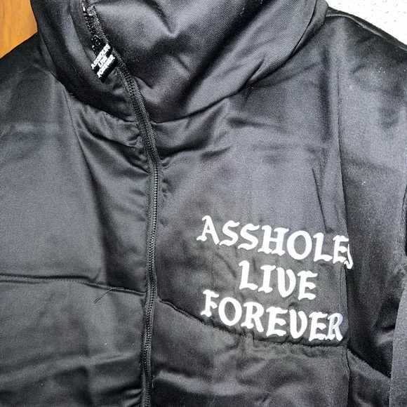 ALF Men’s Puffer Jackets - 2 Sizes available - Picture 1 of 4